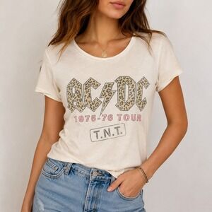 AC/DC T Shirt Womens Medium‎ Ivory Leopard 1975-76 Tour Graphic Tee